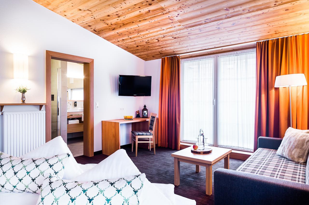 Gasthof Zum Goldenen Loewen เนาดาส ห้อง รูปภาพ